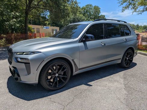 Used 2023 BMW X7 M60i w/ Executive Package AWD/4WD image 7
