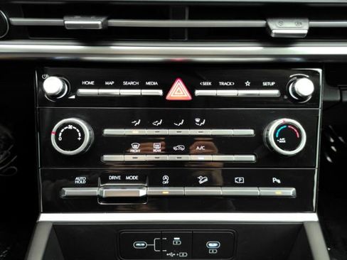 Used 2024 Hyundai Santa Fe SE FWD image 48