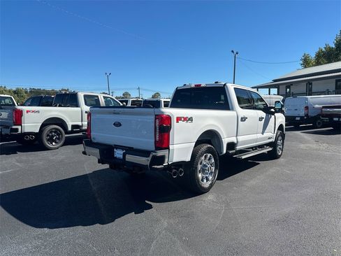 New 2026 Ford F350 Lariat w/ Chrome Package image 5
