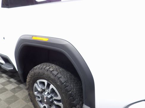 Used 2023 GMC Sierra 2500 AT4 w/ AT4 Preferred Package image 43