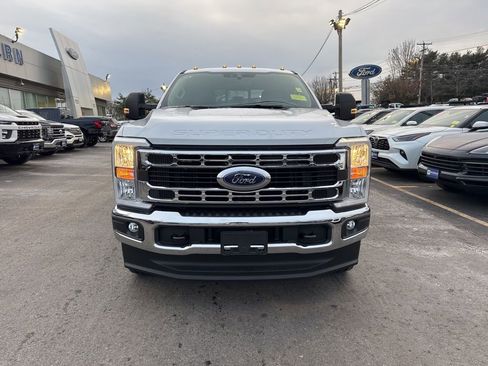 New 2026 Ford F350 XLT w/ FX4 Off-Road Package image 2