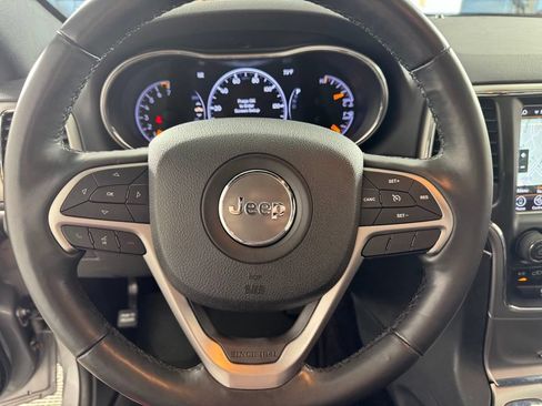 Used 2018 Jeep Grand Cherokee Limited AWD/4WD image 33