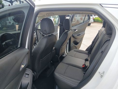 Used 2025 Buick Encore GX Preferred FWD image 18