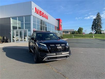New 2025 Nissan Pathfinder Rock Creek