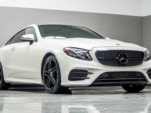 Used 2018 Mercedes-Benz E 400 4MATIC Coupe w/ Premium 2 Package image 4
