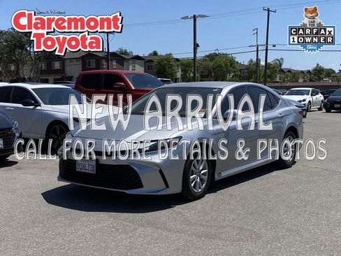 Used 2025 Toyota Camry LE FWD image 1