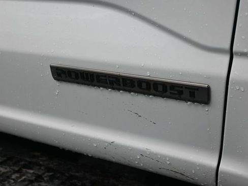 New 2025 Ford F150 Lariat w/ Equipment Group 502A High image 35