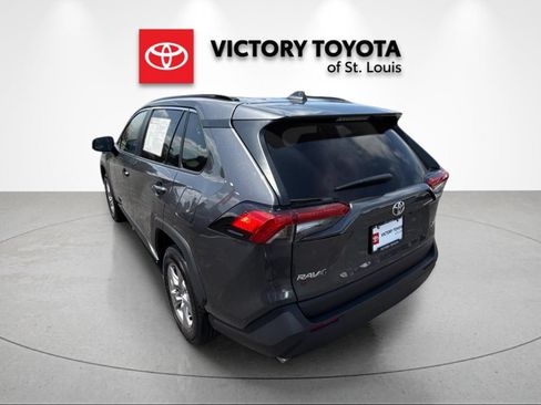 Used 2025 Toyota RAV4 XLE FWD image 5