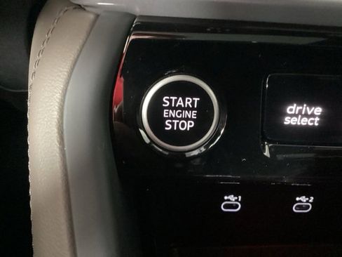 New 2025 Audi Q5 2.0T Premium Plus image 28