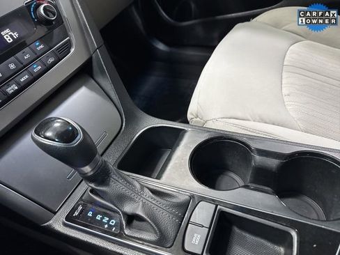 Used 2016 Hyundai Sonata SE image 17