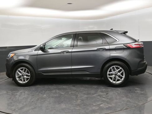 Used 2024 Ford Edge SEL image 5