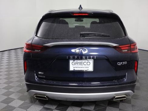 Used 2022 INFINITI QX50 Essential image 7