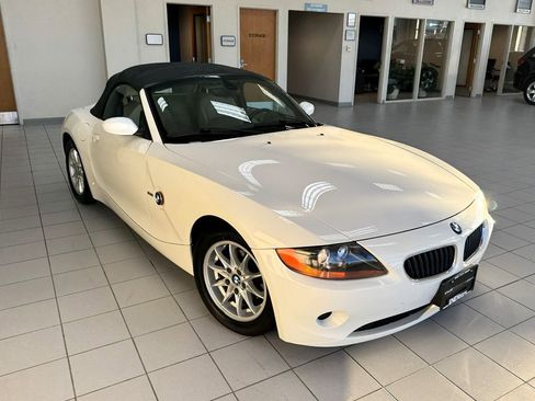 Used 2003 BMW Z4 2.5i image 42