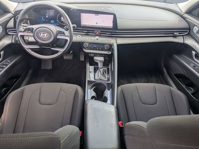 Used 2024 Hyundai Elantra SEL w/ Convenience Package FWD image 14