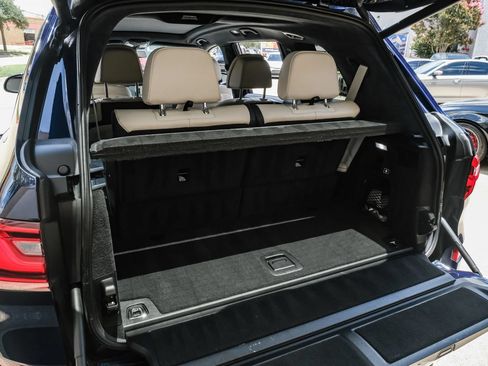 Used 2021 BMW X7 xDrive40i w/ M Sport Package AWD/4WD image 56