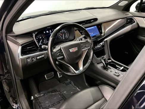 Used 2022 Cadillac XT6 Sport w/ Platinum Package AWD/4WD image 16