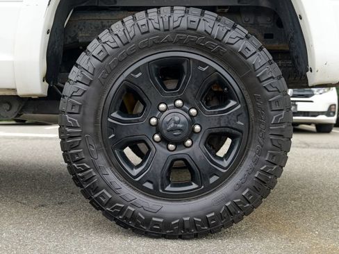 Used 2018 RAM 2500 Laramie w/ Sport Appearance Group AWD/4WD image 14