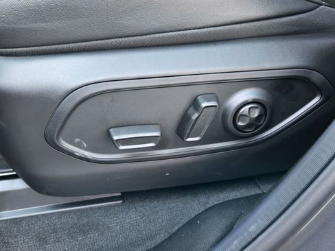 New 2025 Jeep Grand Cherokee Altitude image 20