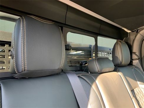 Used 2023 Jeep Gladiator Sport image 57