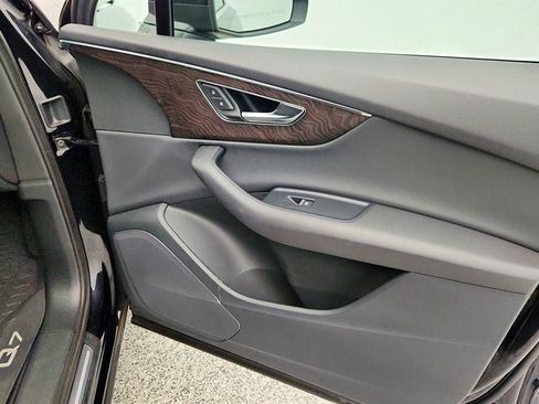 Used 2020 Audi Q7 3.0T Premium w/ Convenience Package image 29