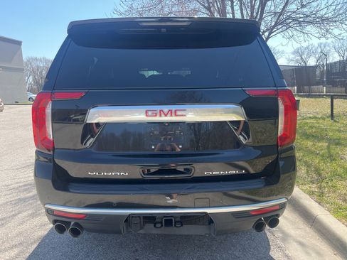 Used 2022 GMC Yukon XL Denali image 5