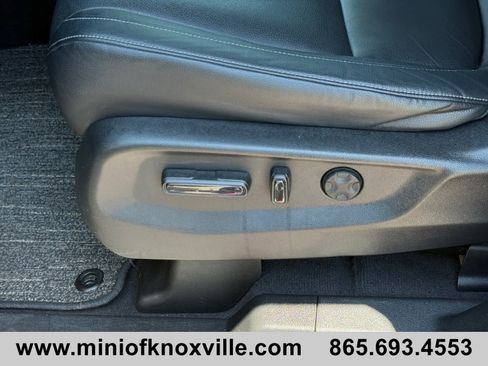Used 2024 Honda Odyssey EX-L image 12