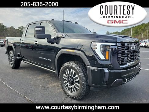 Used 2024 GMC Sierra 2500 Denali Ultimate w/ Max Trailering Package image 1