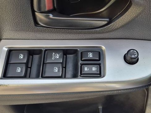 Used 2015 Subaru Impreza 2.0i AWD/4WD image 12