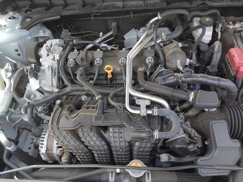 Used 2024 Nissan Altima 2.5 SV FWD image 30