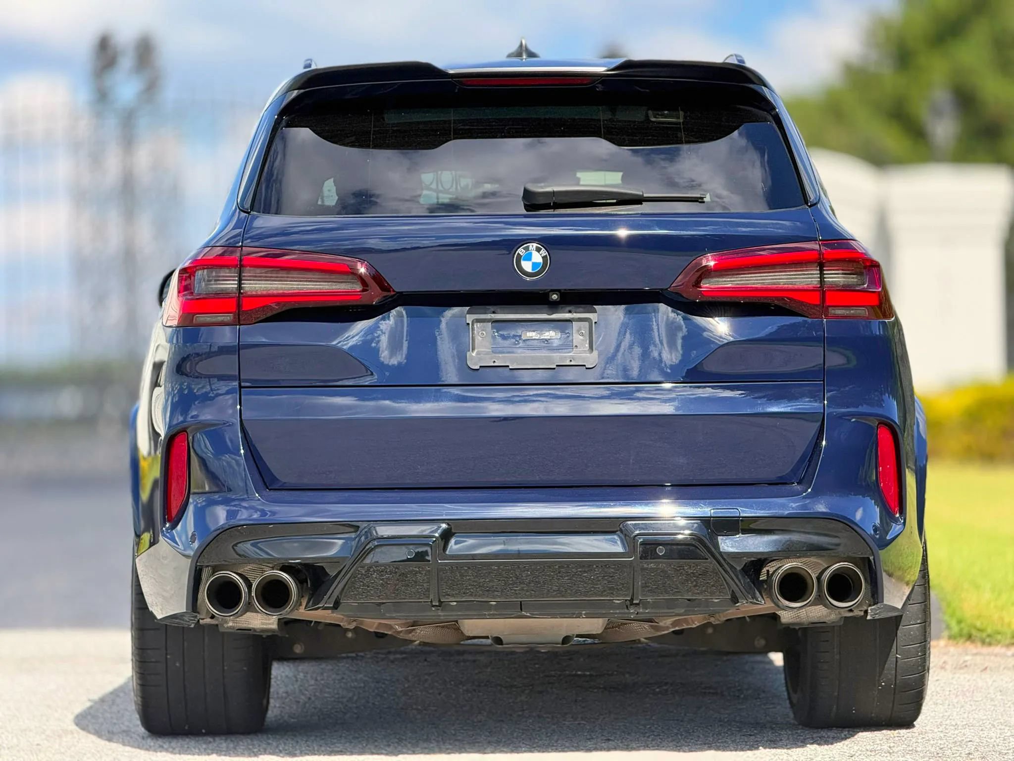 Used 2021 BMW X5 M w/ Competition Package AWD/4WD image 10