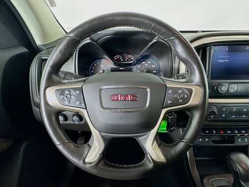 Used 2022 GMC Canyon Denali image 11