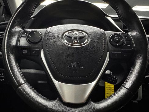Used 2019 Toyota Corolla SE w/ Carpet Mat Package (TMS) FWD image 22