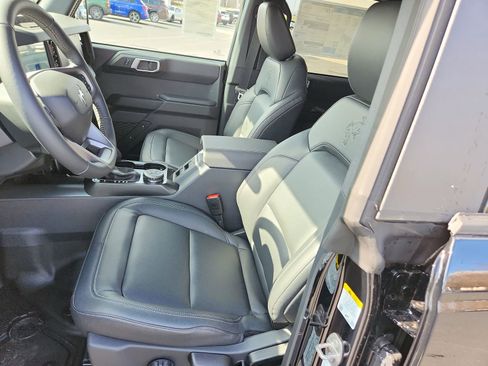 New 2026 Ford Bronco Big Bend w/ Black Diamond Package image 12