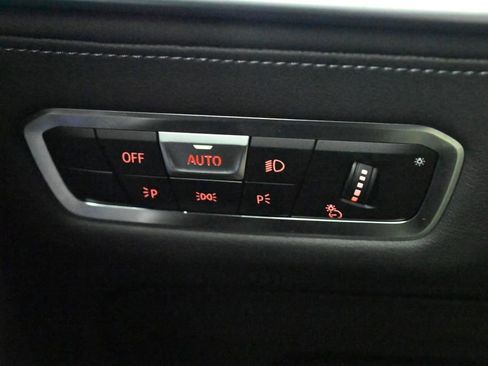 Used 2023 BMW XM AWD/4WD image 27