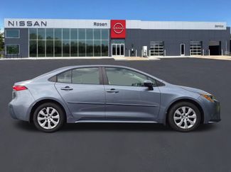 Used 2022 Toyota Corolla LE FWD video 2