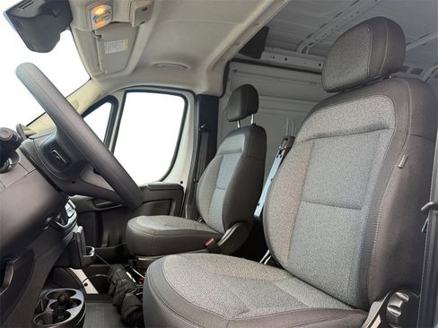 New 2026 RAM ProMaster 3500 w/ Premium Convenience Group image 9