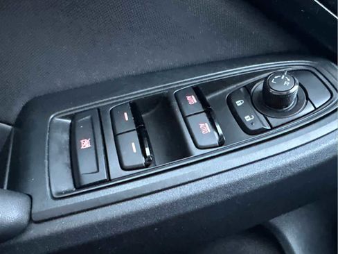 Used 2018 Subaru Impreza 2.0i image 18