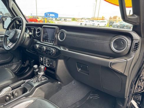 Used 2021 Jeep Wrangler Unlimited Sahara AWD/4WD image 63