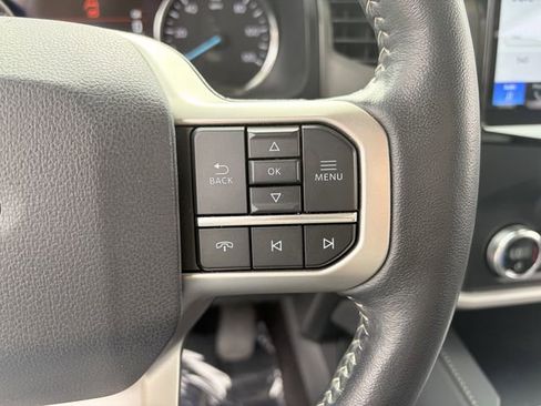 Used 2023 Ford Expedition XLT RWD image 10