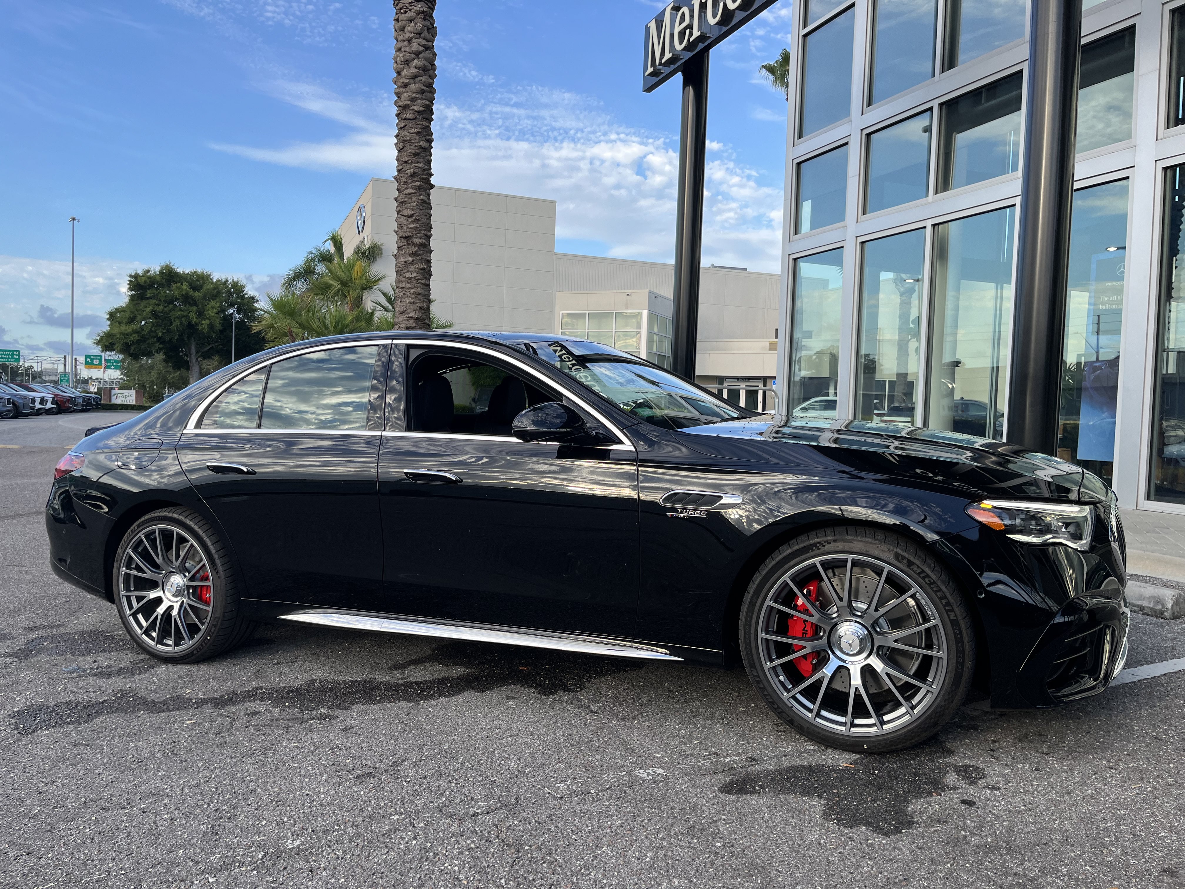 New 2026 Mercedes-Benz E 53 AMG e 4MATIC Sedan image 9