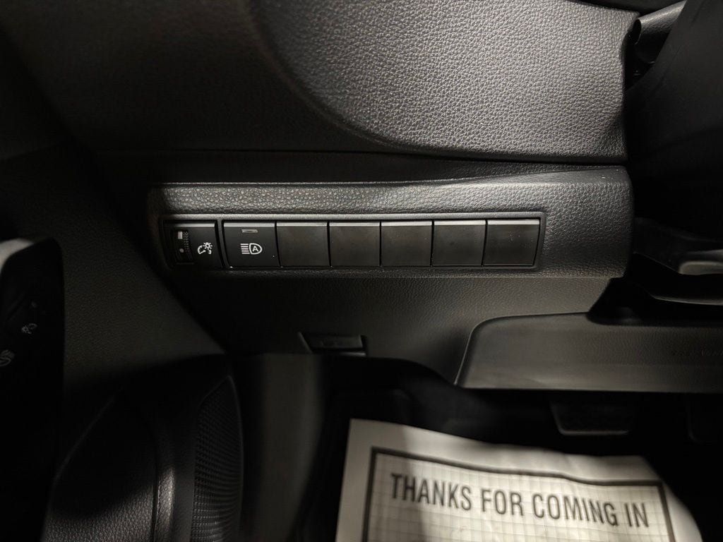 Used 2026 Toyota Corolla XSE FWD image 17