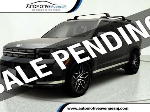 Used 2025 Hyundai Santa Fe Limited FWD image 1