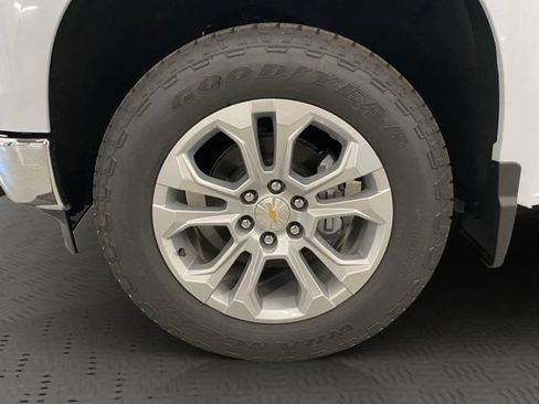 New 2026 Chevrolet Silverado 1500 LTZ w/ Technology Package AWD/4WD image 16