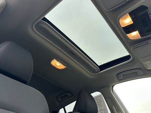 New 2025 Subaru Crosstrek 2.0i Premium AWD/4WD image 19