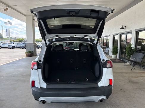 Used 2022 Ford Escape SEL FWD image 15