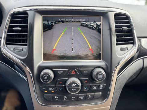 Used 2016 Jeep Grand Cherokee Limited 75th Anniversary AWD/4WD image 24
