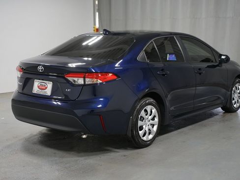 Used 2025 Toyota Corolla LE image 8