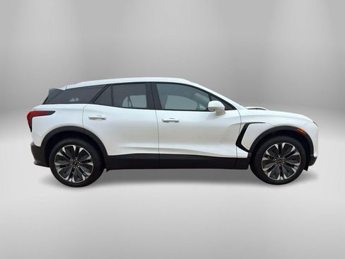 Used 2024 Chevrolet Blazer EV LT AWD/4WD image 5