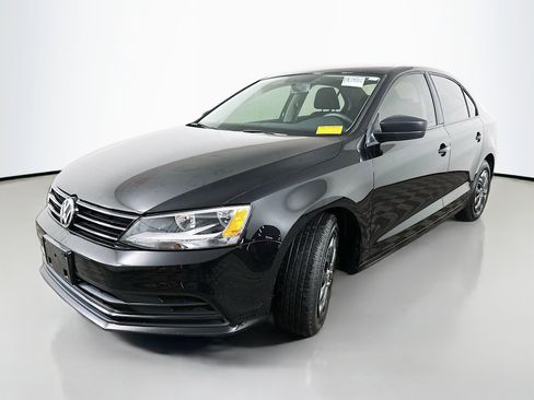 Used 2016 Volkswagen Jetta S image 3