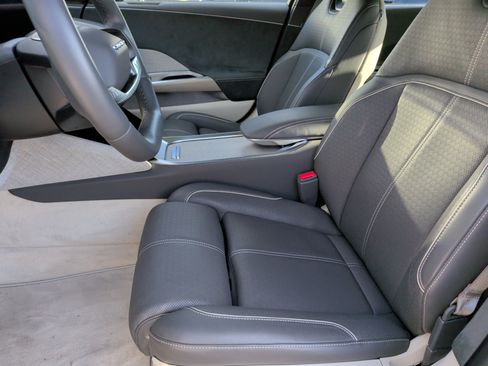 Used 2022 Lucid Air Dream Edition image 24